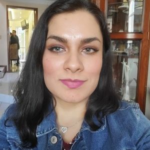 Meet your Posher, Sandra